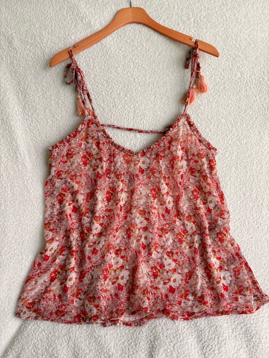 Volcom Floral Tank with tassels - Picture 3 of 7
